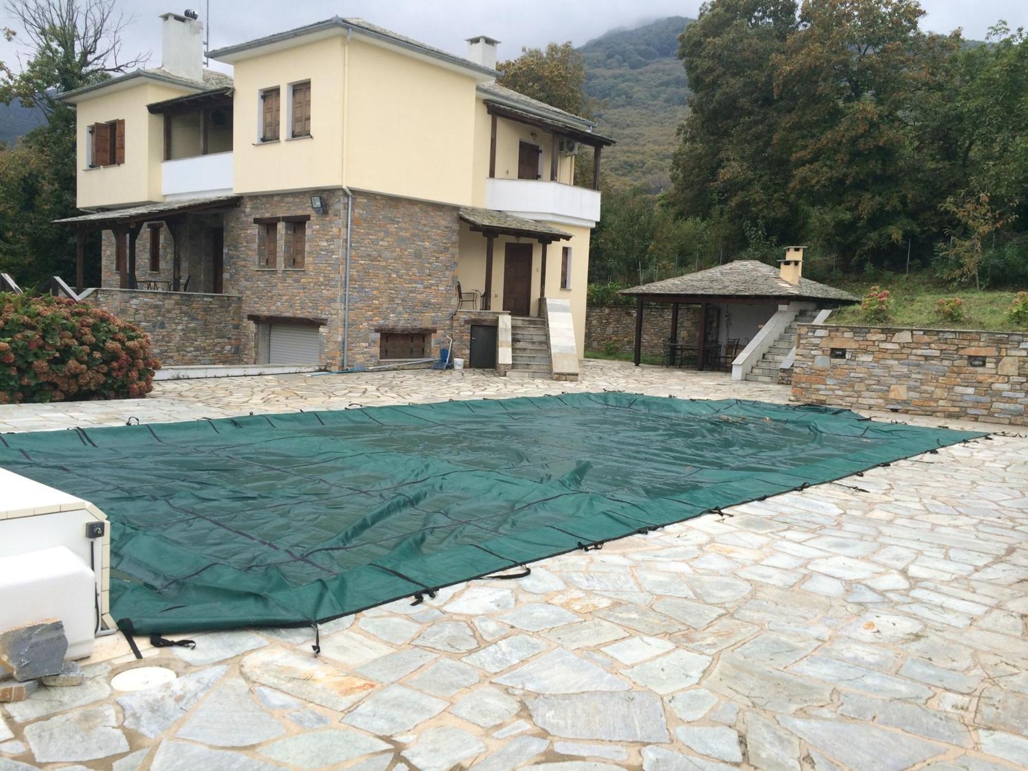 Luxury Villa With Pool In Цагарада Екстериор снимка